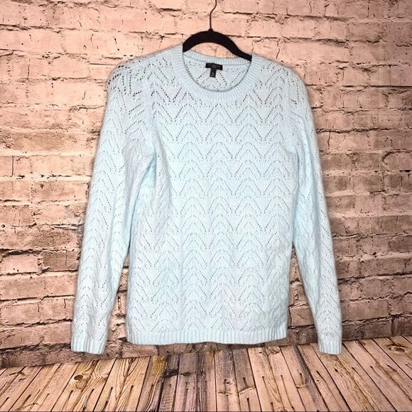 Talbots Petite Light Blue Crew Neck Sweater sz M - Picture 3 of 10